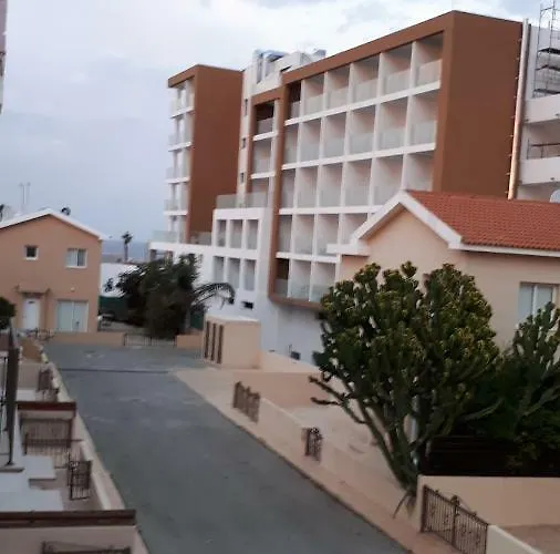 Сasa de vacaciones Marias Protaras